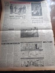 Vatan Gazetesi - Turkish Newspaper - 25 Şubat 1959 - yepyeni bir sulh binası yazan Ahmet Emin Yalman Başmakale - dün gece yapılan bütçe görüşmeleri sırasında mecliste gürültü kavgalar oldu - Londra'daki uçak kazasında ölenlerin hazin cenaze töreninde kortej Şişli camii'nden hareket ederken fotoğraf - Başbakan Menderes uçak kazasında kendisine ilk yardım yapan Mrs. Bailey ile 80 yıllık Brendi içiyor fotoğraf - Burhan Tan'ın mezarında konan arkadaşlarının makineleri fotoğraf -  Kıbrıslı Türk liderler Doktor Fazıl Küçük Rauf Denktaş Ve Osman Örek adada - Adnan Menderes Kazım Nefes'e geçmiş olsun diyor fotoğraf - Orhan Kemal'in bir büyük hikayesi küçücük Yazı Dizisi - salıpazarı rıhtım sahasının planı - Kruşçef MacMillan'a 20 yıllık saldırmazlık paktı teklif etti - İran'a tecavüz Dünya savaşı'na yol açacaktır - Noyan Amca dert dinliyor - uçak kazasında yaralanan Adnan Menderes İngiltere'den Mart başında yurda dönecek - Galatasaray'ın dünkü antrenmanına Turgay Şeren de katıldı fotoğraf