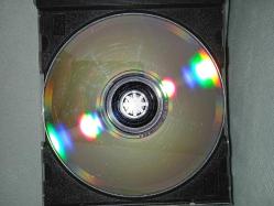 Cd Queen Greatest Hits albümü. Orijinal. 1994 Hollanda baskı. Disk 10 üzerinden 9. Sorunsuz çalışıyor. Koleksiyonluk