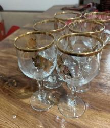 Bohemia Kristal kadehler.El yapımı, çiçekli altın yaldızlı..