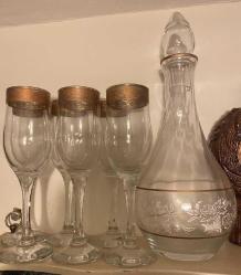 Vintage Varaklı Cam  KARAF  ve  6 adet  Şarap ve Şampanya Kadeh takımı