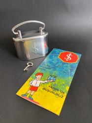 İŞ BANKASI KUMBARA ANAHTARLI VE TANITIM BROŞÜRÜ NADİR KOLEKSİYONLUK