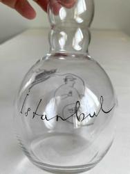 PAŞABAHÇE KARAF KARİKATÜRİST BEHİÇ AK ÇİZİMİ İLE İSTANBUL TEMALI BEHİÇ AK SERİSİ KARAF