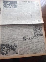Vatan Gazetesi - Turkish Newspaper - 28 Haziran 1953 - azami neticeler yazan Ahmet Emin Yalman Başmakale - Başbakan Adnan Menderes İzmir'de kendisini karşılayan Manisa Demokrat Parti delegeleri ile fotoğraf - Almanya'nın birleşmesi istendi - Millet Partisi kongresinde yeni ve geri zihniye çarpıştı fotoğraf - ekonomist dergisi Üçlü Balkan paktını övüyor - İsveç Naboland süvarisi kaptanı Oscar Lorentzon için yardımcı gönderiyor - Kore'de şehit düşen 49 erimizin adları - Kore'de komünistler 72 bin kişi ile taarruza geçtiler - CHP'de İsmet İnönü Genel başkanlığa genel sekreterliği Kasım Gülek seçildi fotoğraf - kadınlar tekkesi yazan Refik Halit Karay Yazı Dizisi - Rosenbergler'in idamı yazan Doktor Sahir Erman - Mau Mau'lara karşı harekete geçildi - İstanbul kapılarında fethin büyük tarihi romanı yazan Feridun Fazıl Tülbentçi Yazı Dizisi - İstanbul sinema tiyatro programı - Kıbrıs meselesinde sovyetlerin tavrı - İstanbul Ankara İzmir Teknik Üniversite radyo programı - Cennet Somyeleri