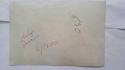 YEŞİLÇAM OYUNCUSU TANJU KOREL'İN ORİJİNAL AJANS-BASIN FOTOĞRAFI (KAĞIT BASKI) - 18 x 12 cm EBADINDA - TANJU KOREL, HÜLYA DARCAN'LA NİKAH TÖRENİNDE NİKAH DEFTERİNİ İMZALARKEN ÇEKİLMİŞ BİR KARE