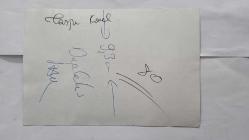 YEŞİLÇAM OYUNCUSU TANJU KOREL'İN ORİJİNAL AJANS-BASIN FOTOĞRAFI (KAĞIT BASKI) - 18 x 12 cm EBADINDA - TANJU KOREL, KEMAN ve UT EŞLİĞİNDE ŞARKI OKURKEN ÇEKİLMİŞ BİR KARE