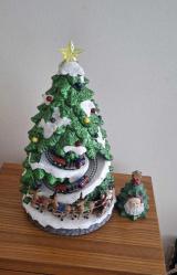 yılbaşı Ağacı laternalı