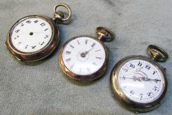 AnTiKa GÜMÜŞ ZeNNe KURMALI CEP SAATLERİ......3 Adet ARıZaLı