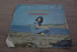 MELİKE DEMİRAĞ-SADECE KAPAK