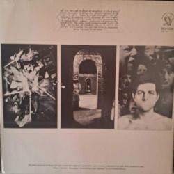 GENESIS * THE LAMB LIES DOWN ON BROADWAY