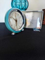 2 Adet Antika Kurmalı Saat