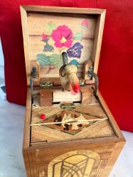 Vintage Ahşap Kuşlu Sigara Sunumluğu