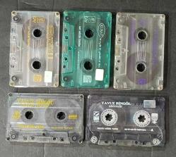 KARTONETSİZ TÜRK HALK MÜZİĞİ KASET LOTU * LOT 244 * KUBAT (x2) * YEDİ KARANFİL * YAVUZ BİNGÖL (x2)