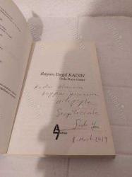 BAYAN DEĞİL KADIN (imzalı)