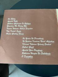 NEŞE KARABÖCEK DÜNDEN BUGÜNE PLAK