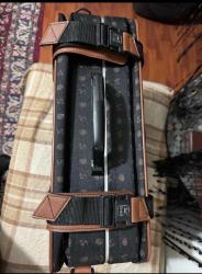 STRATİC SEYAHAT VALİZİ BAVUL  Boy  52 cm  Yükseklik 39  cm Tertemiz yırtığı söküğü yok  Anahtarı Kayıp