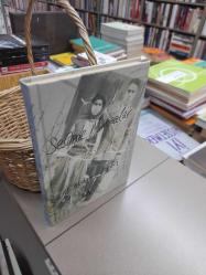 Sesimde Mimozalar - Ciltli - İmzalı, İthaflı