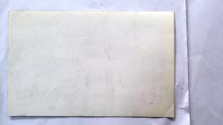 HÜLYA KOÇYİĞİT'İN KARDEŞİ NİLÜFER KOÇYİĞİT'İN ORİJİNAL FOTOĞRAFI - 18 x 12 cm EBADINDA - NİLÜFER KOÇYİĞİT, KOLTUĞUN ÜZERİNE UZANIP GÜLÜMSEYEREK POZ VERİRKEN ÇEKİLMİŞ NET KALİTEDE BİR FOTOĞRAF... ÖZEL ARŞİV