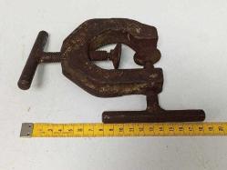 Eskilerden Koleksiyonluk Mengene - İşkence El Aleti