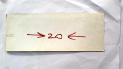 HÜLYA KOÇYİĞİT'İN KARDEŞİ NİLÜFER KOÇYİĞİT'İN ORİJİNAL BÜYÜK BOY FOTOĞRAFI - 24 x 9 cm EBADINDA - NİLÜFER KOÇYİĞİT, KOLTUĞA UZANIP GÜLÜMSEYEREK POZ VERİRKEN ÇEKİLMİŞ BİR FOTOĞRAF... ÖZEL ARŞİV