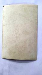 HÜLYA KOÇYİĞİT ve KARDEŞİ NİLÜFER KOÇYİĞİT'İN ORİJİNAL 2'Lİ FOTOĞRAF SETİ - 18 x 12 cm EBADINDA - NİLÜFER KOÇYİĞİT, DOĞUM GÜNÜ PARTİSİNDE ABLASI HÜLYA KOÇYİĞİT'LE SARILIP BİRLİKTE PASTA KESTİĞİ ANLARDA ÇEKİLMİŞ 2 FARKLI KARE. SELİM SOYDAN DA KADRAJDA YER ALMAKTADIR