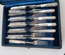 Antika Victorian  1906 Walker and Hall Sheffield İngiltere Sedef Saplı Bıçak ve Çatal Takımı Orjinal Kutusunda