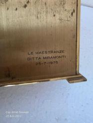 ANGELUS DEV BOY PİRİNÇ ŞöMiNe - KoNSoL SAATİ. PİLLİ . İTALYAN 1975 OTEL İÇİN ÖZEL YAPIM  .....22X7X15 cm çalışır durumda