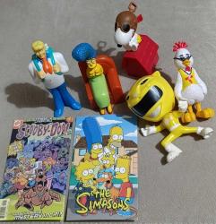 Çizgi film animasyon kahramanları karakter figür oyuncak set Snoopy Scooby doo power Rangers anne Simpson kızgın tavuk tanıtım kart ları vb. Koleksiyon nostalji tasarım dekor hediye vintage retro hobi minyatür diorama reklam promosyon