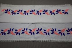 ÇİÇEK İŞLEMELİ ETAMİN YASTIK