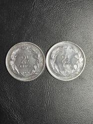 1979 YILINA   AİT 2 ADET  1 TÜRK LİRASI  ( TERS-DÜZ ) ÇİL TCM 5049