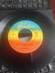 Nuri Sesigüzel - Gurbet Acısı / Sen De Yalnız Kalasın (10/8 )