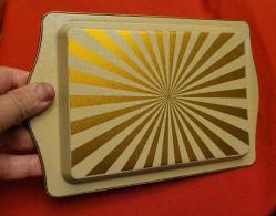 KAHVE TEPSİSİ. TERTEMİZ.