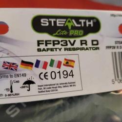 PAKETİ AÇILMAMIŞ STEALTH N99 YÜZ MASKESİ. VİRÜSE MİKROBA KARŞI YÜZDE 99 KORUMA.