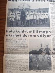 Yeni İstanbul Gazetesi - Turkish Newspaper - 30 Ekim 1958 - haftalar yazan Habib Edib Törehan Başmakale - Cumhuriyetin 35. yıldönümü coşkun tezahüratla kutlandı - Taksim meydanı'ndaki geçit resminden bir görünüş - Ankara hipodromunda ay yıldızlı Honest John isimli füzelerden birinin geçişi fotoğraf - Celal Bayar Refik Koraltan ve Adnan Menderes Anıtkabir'de fotoğraf - İsmet İnönü ve CHP grubu Anıtkabir'de saygı duruşunda fotoğraf - milli maç için Sulhi Garan bükreşe hareket etti - Boris Pasternak Nobel mükafatını redde zorlandı - Amerika Savunma Bakanı Neil Mac Elroy Amerikalılar Türklerle dost olduğumuz için iftar ediyoruz dedi - Milli piyango'nun 29 Ekim çekilişinde kazananlar - dünden bugüne bugünden yarına yazan Refik Halit Karay - Rossana Podesta ve harikulade fiziği fotoğraf - İstanbul eğlence yerleri - Penisilinin XXX. Yılı - milli takımın kalesini bükreş'te Turgay Şeren koruyacak - takımın kaptanı Lefter Küçükandonyadis fotoğraf - Milli takımın Belçika ile berabere kaldığı maç
