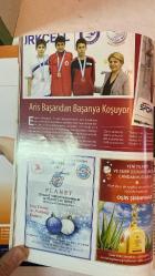 PAROS ÇOK KÜLTÜRLÜ YAŞAM DERGİSİ - OCAK 2015 SAYI: 40  ETYEN MAHÇUPYAN - PAPA FRANCESCO - PATRIK BARTHOLOMEOS - İMPARATORİÇE THEODORA - JULIETTE PVINGAS - TİGRAN HAMASYAN - ANİ SETYAN - SARKIS PAÇACI - RINALDO MARMARA - CUMHURBAŞKANI ERDOĞAN - MAYA PORTAKAL - BAŞEPİSKOPOS ZEKİYAN - LAKİ VINGAS - DAVUTOĞLU - YERVANT BARET MANOK - SEVAN BIÇAKÇI - VIVIENNE BECKER - ARSEN YARMAN - MONİK ERGAN - JULIETTE P. VINGAS - ARTUN MİSKCİYAN - CHARLES DICKENS - TATYANA ÇELİKTOP - BERNA AKSAR - SERDAL ADALI - ÖZGE KOPUZ - POLİN KUYUMCİYAN  BU MÜLKÜN GAYRİMÜSLİM PAŞALARI - 2015’TE SEMBOLLER ÖN PLANDA OLACAK - BULUŞMADAN YANSIYAN KARELER - NİKA İSYANI - AİLEMİZ AVRUPA BİRLİĞİ GİBİ - CAZ MÜZİĞİN ÜNLÜ İSMİ TÜRKİYE’DE - ÇOCUK BİENALİ KÜRATÖRÜ - RUS KRİZİ ENDİŞELENDİRİYOR - YENİ YIL VE YENİ UMUTLAR - İMKANSIZ BİR BİSİKLET - MAHREMİYETİNİZ KİMİN ELİNDE - RUMCA YAZDILAR TÜRKÇE SÖYLEDİLER - VATİKAN BELGELERİNDE ÇANAKKALE - NOEL COŞKUSU - NOEL’İ KUTLADI - ŞEB-I ARUS TÖRENİ - TOKMAĞ– TAM TAKIM EKSİKSİZ 188 SAYFA