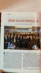 PAROS ÇOK KÜLTÜRLÜ YAŞAM DERGİSİ - MART 2012 SAYI: 6  LEYLA ALATON - SPIROS STATHOULOPOULOS - GARO MAFYAN - ALİN TAŞCİYAN - ARET VARTANYAN - BOĞOS ÇALGICIOĞLU - YORGO VAPORİDİS - VARTAN PAÇACI - TALİN AĞDERE - SARKIS PAÇACI - ŞİRİNOĞLU AİLESİ - MUSTAFA SARIGÜL  ÇOK KÜLTÜRLÜLÜK HARİKA BİR ŞEY - METEORA FİLMİ - POP’TAN ROCK’A - YUNANİSTAN’DA TÜRK DİZİLERİ FURYASI - MECLİS’E TARİHİ ZİYARET - ORTAK GELECEK KONUŞULDU - ALTIMERMER KİLİSESİ RESTORE EDİLDİ - MEDZ BAHK (BÜYÜK ORUÇ) - VADİP’TE OYBİRLİĞİ - SEVGİ ÇİÇEK GİBİDİR - KARNAVAL / PAREGENTAN / BAKLAHORANİ - ELMADAĞ’DA ŞAN CITY - OSMANLI MÜZİĞİ VE ERMENİLER - ZEVKLER DE EĞİTİLEBİLİR - KADINA TECAVÜZ SAVAŞ STRATEJİSİ - VAN GOGH ALIVE SERGİSİ - TEK BAŞINA ORKESTRAYA BEDEL - DİBE VURDUYSAN TADINI ÇIKAR - YÜKSEK SESLE SÖYLE ANLAMADIM - KARIŞ KARIŞ ANADOLU - TİYATROYLA HAYATI ÖĞRENMEK - ABANOZA ALTIN DOKUNUŞ - KARANLIKTA LADINO MÜZİĞİ - TAVERNALAR KRALI - İLİŞKİLERE DAİR - ONLAR TANRI’NIN YARATTIĞI MELEKLER - ERMİ – TAM TAKIM EKSİKSİZ 100 SAYFA