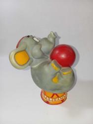 interbank fil kumbara. Kafa para giriş yerinde çatlak var. Haliyle