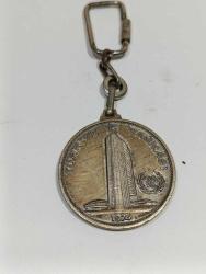 A25-----İŞ BANKASI 50.YIL ANAHTARLIK