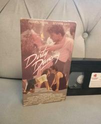 1987 SENESİ  DİRTY  DANCİNG VHS KASET