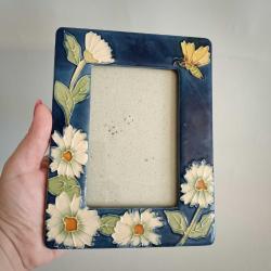 Kelebek Detaylı Çiçekli Seramik Çerçeve