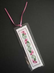 Geleneksel Motifli Kanaviçe Kitap Ayracı