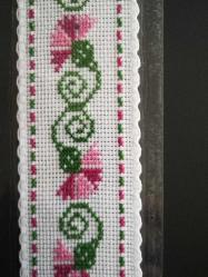 Geleneksel Motifli Kanaviçe Kitap Ayracı