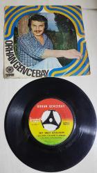 ORHAN GENCEBAY SEV DEDİ GÖZLERİM SENDE BİZDENSİN 45 LİK PLAK