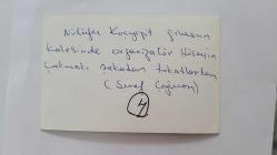 HÜLYA KOÇYİĞİT'İN KARDEŞİ NİLÜFER KOÇYİĞİT'İN ORİJİNAL 5'Lİ FOTOĞRAF SETİ - 14 x 9 cm EBADINDA - NİLÜFER KOÇYİĞİT, GİRESUN KALESİ'NDE ARKADAŞLARIYLA EĞLENİP HATIRA POZU VERİRKEN ÇEKİLMİŞ 5 FARKLI KARE