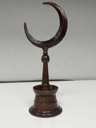 Eskilerden Muazzam Osmanlı Tarzda Bronz Havan Kaideli Alem