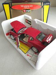 İTALYAN ORJİNAL BURAGO MARKA 1/18 ÖLÇEKLİ MASERATİ 3300 GT DIECAST MODEL ARABA