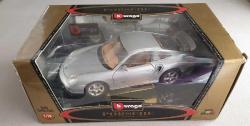 İTALYAN ORJİNAL BURAGO MARKA 1/18 ÖLÇEKLİ 1999 MODEL PORSCHE 911 TURBO GT DIECAST MODEL ARABA