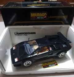 İTALYAN ORJİNAL BURAGO MARKA 1/18 ÖLÇEKLİ 1988 MODEL LAMBORGHINI COUNTACH DIECAST MODEL ARABA