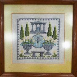 VINTAGE AVRUPA EL İŞİ KANAVİÇE , AHŞAP ÇERÇEVELİ , ÇİFT BRONZ KULPLU TABLO FORMLU TEPSİ