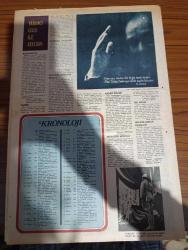 Milliyet 10 Kasım Gazetesi - Turkish Newspaper - 50'li yıllar - Atatürk dedim iptida önümü ilikledim yazan İlhan Demiraslan - Mustafa Kemal'in sözleri - Mustafa Kemal eğitiliyor - Atatürk kapak resmi Firuz Aşkın - Mustafa Kemal halep'te Yıldırım orduları Grubu komutanı iken yaverleri ile birlikte fotoğraf - albay Mustafa Kemal Çanakkale Savaşı'nda ve Anafartalar zaferinden sonra Fotoğrafı - Mustafa Kemal müşir üniforması ile fotoğraf - Mustafa Kemal trablusgarp'ta Enver Paşa ile birlikte fotoğraf - İstiklal savaşında Atatürk yazan Mesut Tarcan - Atatürk kendini anlatıyor - 31 Mart olayı ve sonrası - II. İnönü zaferinin yıldönümü dolayısıyla cephe gerisinde yapılan Geçit töreninde Fotoğrafı - Mustafa Kemal Ankara'da otomobille yola çıkarken Çankaya köşküörü önünde fotoğraf - Atatürk bir gezide Afet İnan'la fotoğraf - Mustafa Kemal Atatürk İran Şahı Rıza Şah pehlevi ile fotoğraf - Mustafa Kemal'in din üzerine görüşü - Mustafa Kemal nasıl bir kişiydi - Ahmet Haşim - Halide Edip Adıvar