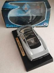 ORJİNAL MAİSTO MARKA PRESTİJ SOLİDOS SERİSİ 1/18 ÖLÇEKLİ 1992 MODEL JAGUAR XJ220  DIECAST MODEL ARABA
